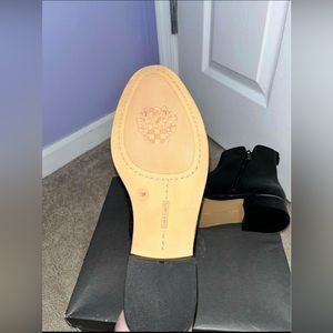 Vince Camuto  Okalinra ankle boots